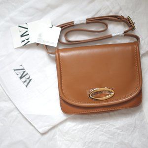 NWT Genuine Leather Crossbody Brown Caramel Bag.